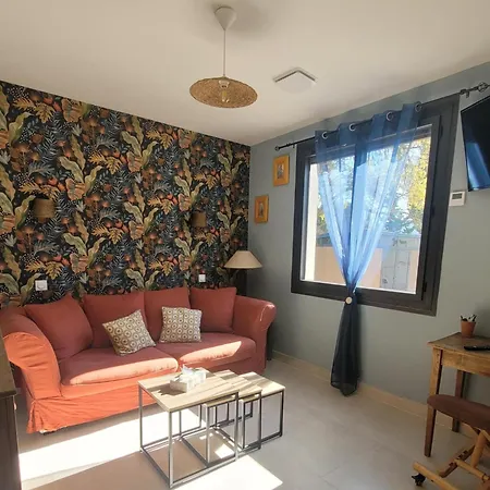 Les Amandiers Villa *